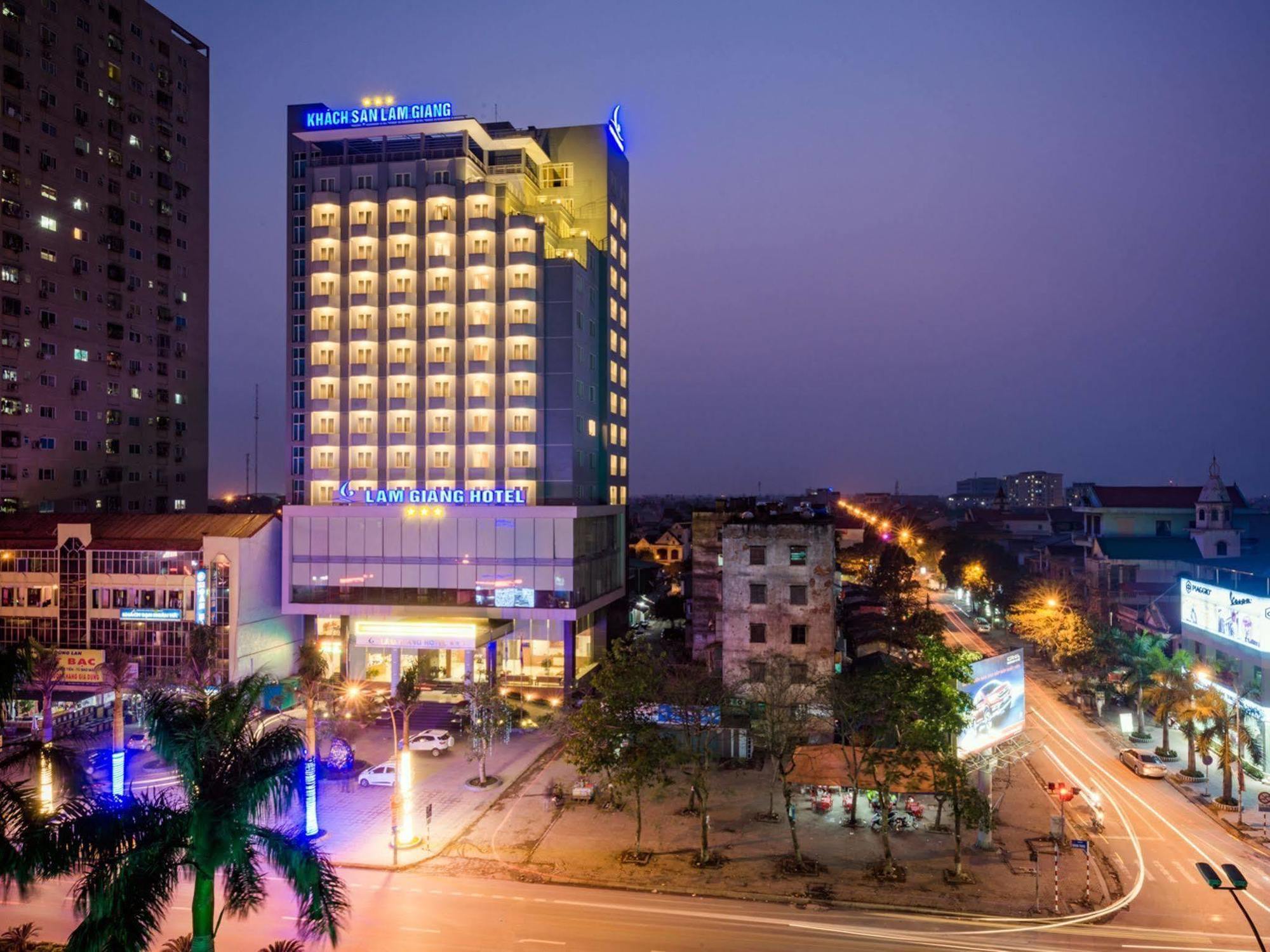 וין Lam Giang Hotel מראה חיצוני תמונה