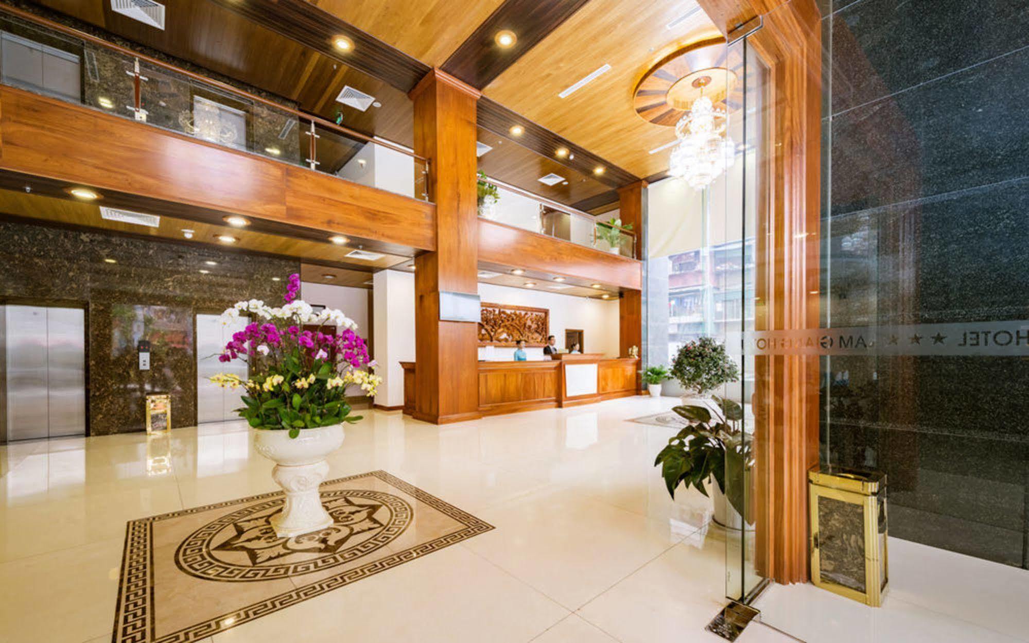 וין Lam Giang Hotel מראה חיצוני תמונה