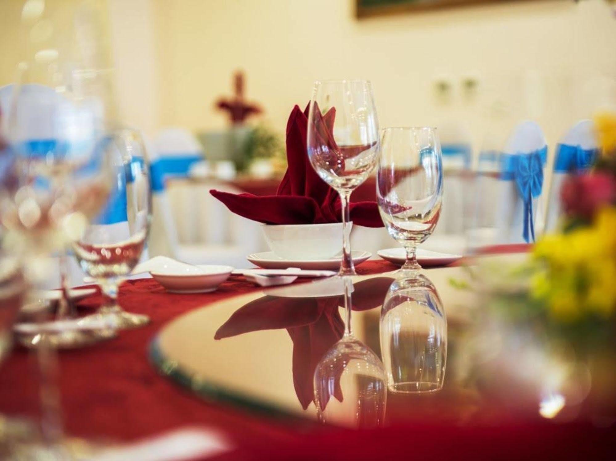 וין Lam Giang Hotel מראה חיצוני תמונה